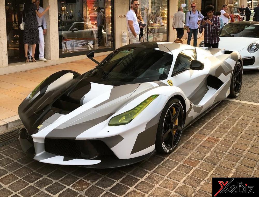 Ferrari LaFerrari nổi bật trên đường phố Monaco với bộ áo camo