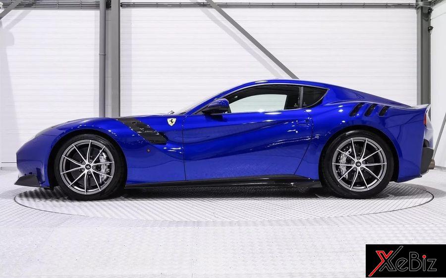 thân xe Ferrari F12tdf thân xe Ferrari F12tdf 8