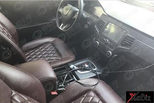 Nội thất rất ... lạc hậu của mẫu xe điện CRRC