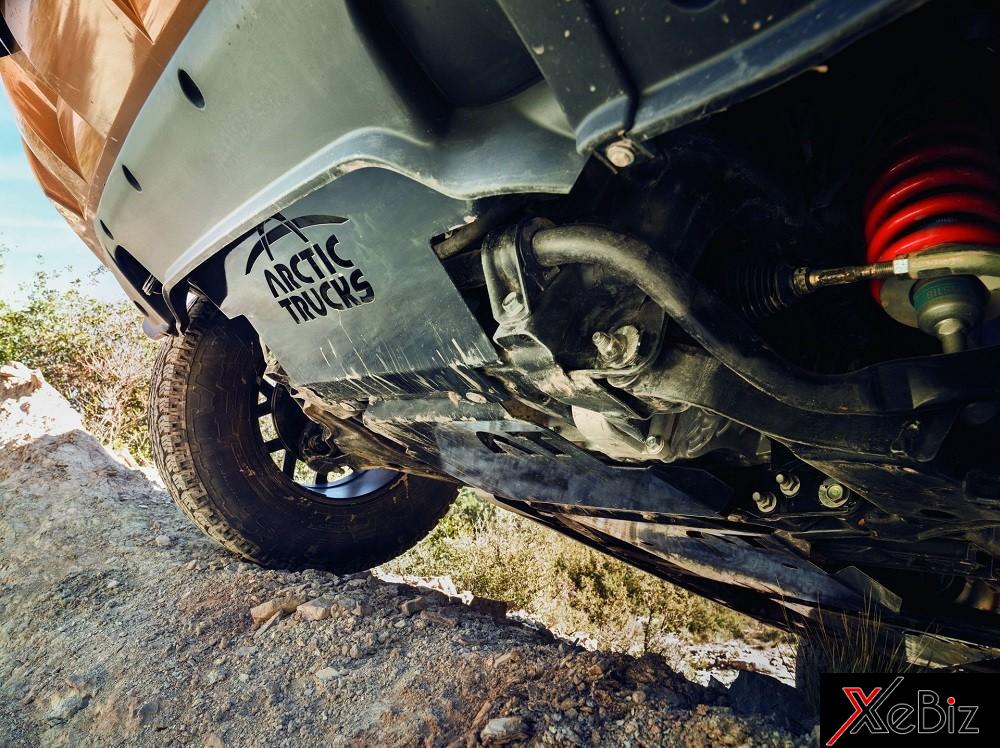 Tấm ốp dưới gầm của Nissan Navara AT32 