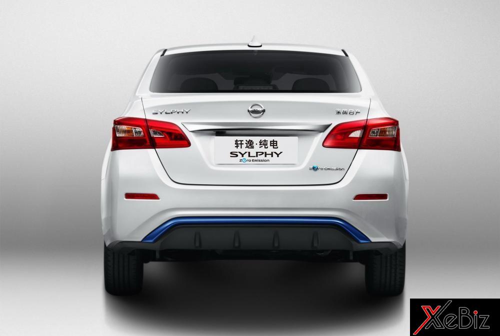 Phần đuôi xe của mẫu xe Nissan Sylphy mới