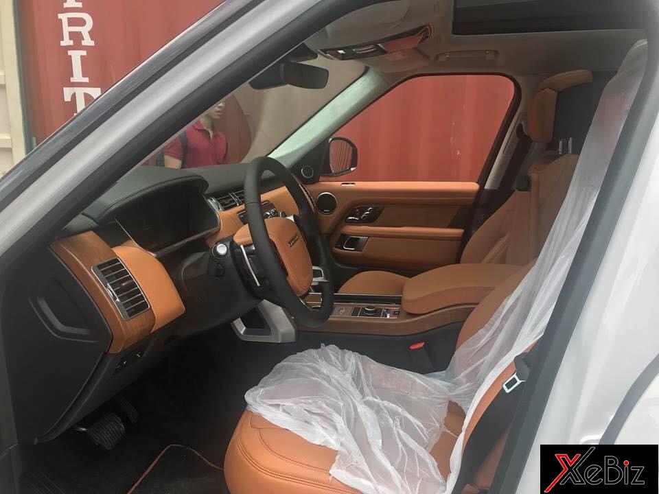 Nội thất Range Rover Autobiography P400e 2018 mới xuất hiện tại Việt Nam bọc màu da bò