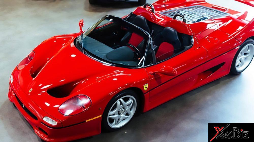 Nội thất xe mang 2 tông màu đỏ-đen Nội thất xe mang 2 tông màu đỏ-đen