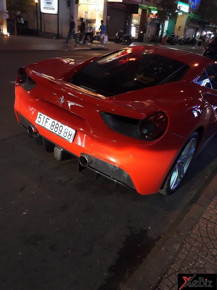 Ferrari 488 GTB của Tuấn Hưng mang biển số khá đẹp Ferrari 488 GTB của Tuấn Hưng mang biển số khá đẹp