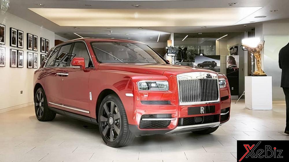Rolls-Royce Cullinan 2019 có kích thước lớn hơn đối thủ Bentley Bentayga Rolls-Royce Cullinan 2019 có kích thước lớn hơn đối thủ Bentley Bentayga