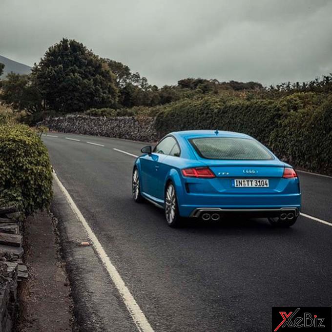 Thiết kế đuôi xe của Audi TTS 2019 Thiết kế đuôi xe của Audi TTS 2019