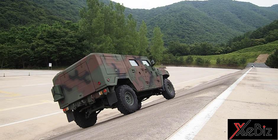 Xe cũng có khả năng leo dốc tốt nhờ động cơ Turbodiesel mạnh mẽ Xe cũng có khả năng leo dốc tốt nhờ động cơ Turbodiesel mạnh mẽ