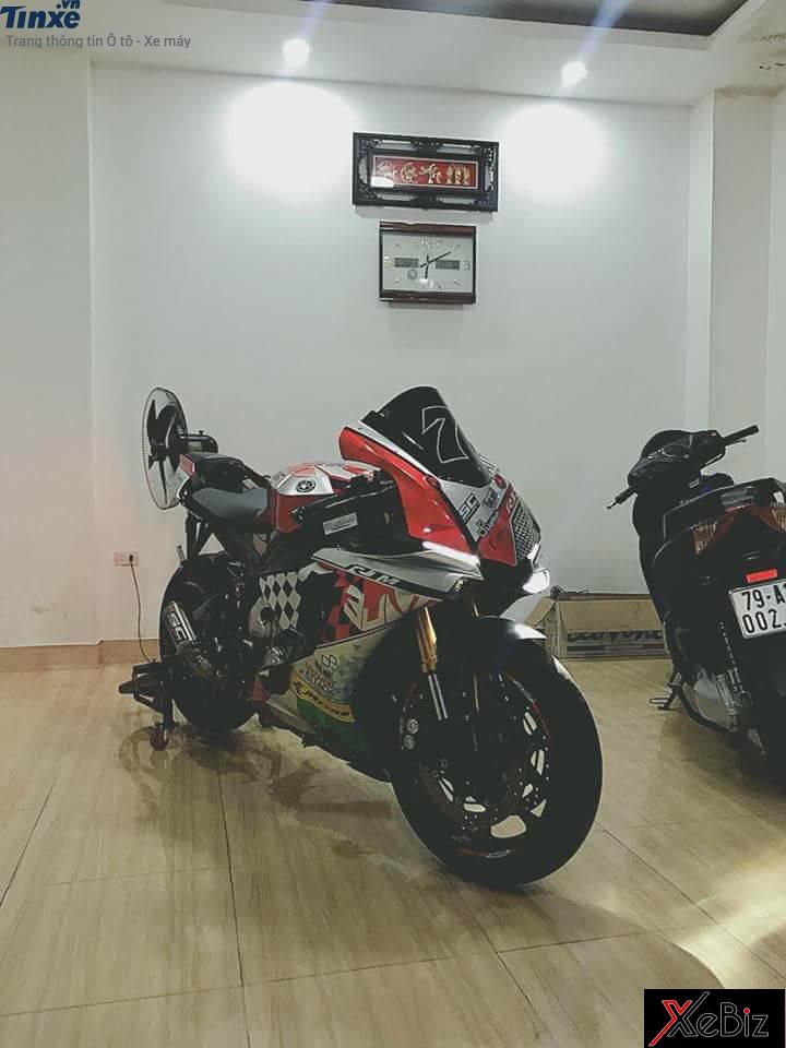 Chiếc sport bike Yamaha YZF-R1 từng nằm trong bộ sưu tập mô tô của biker Nha Trang