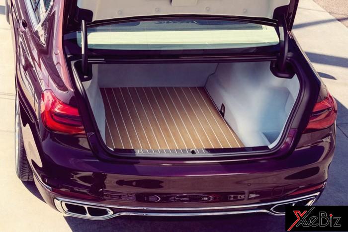 BMW M760Li khoác áo mới nhân kỷ niệm sinh nhật thứ 25 của hãng 5 BMW M760Li khoác áo mới nhân kỷ niệm sinh nhật thứ 25 của hãng 05