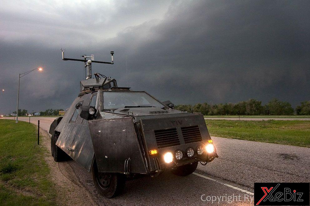 Xe TIV2 với bộ giáp đồ sộ