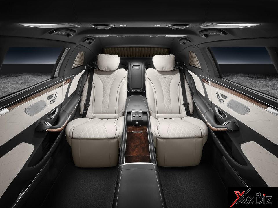 Lớp giáo chống đạn bao gồm các tấm thép tích hợp bên trong thân xe, cùng với những miếng bảo vệ trùng lấp ở các điểm trọng yếu của xe. Thậm chí, Mercedes-Benz S600 Pullman Guard còn có sàn xe bọc thép để bảo vệ hành khách khỏi bom nổ.