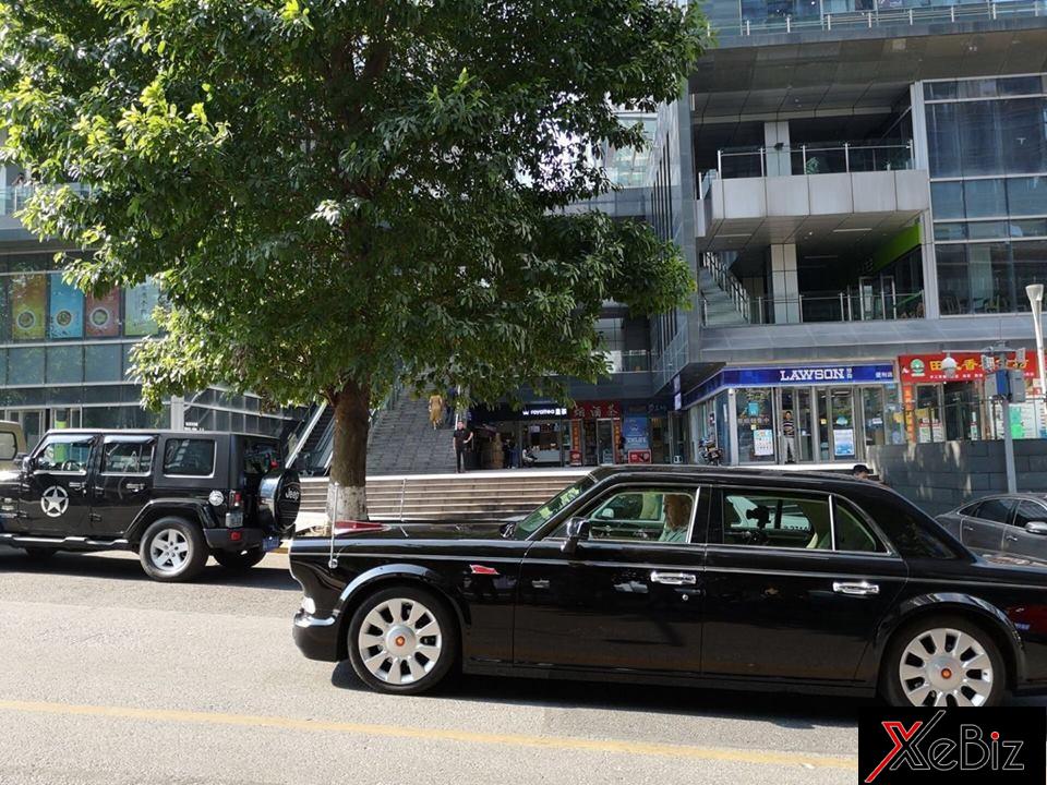 Jeremy Clarkson trực tiếp cầm lái chiếc Hồng Kỳ L5 Jeremy Clarkson trực tiếp cầm lái chiếc Hồng Kỳ L5