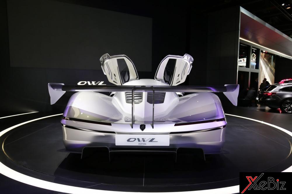 Aspark Owl khi mở cửa 5