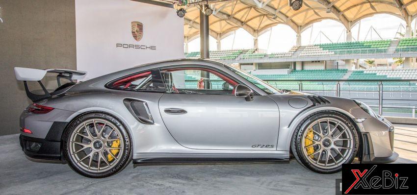 Porsche 911 GT2 RS 2018 từng lập kỷ lục trên đường đua Nurburgring