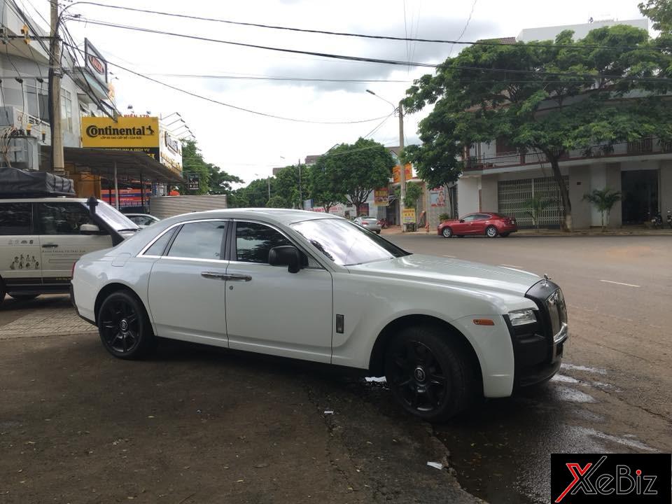 Rất hiếm ai sở hữu Rolls-Royce Ghost trang bị bộ áo theo phong cách độc đáo như Chủ tịch Trung Nguyên Rất hiếm ai sở hữu Rolls-Royce Ghost trang bị bộ áo theo phong cách độc đáo như Chủ tịch Trung Nguyên