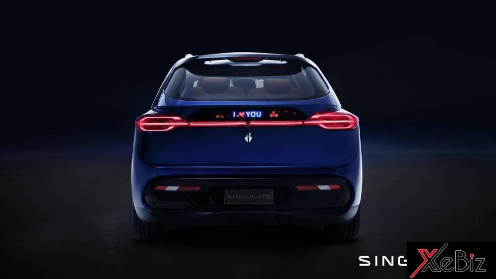 Phần đuôi xe Singulato iS6 trong cũng rất bắt mắt
