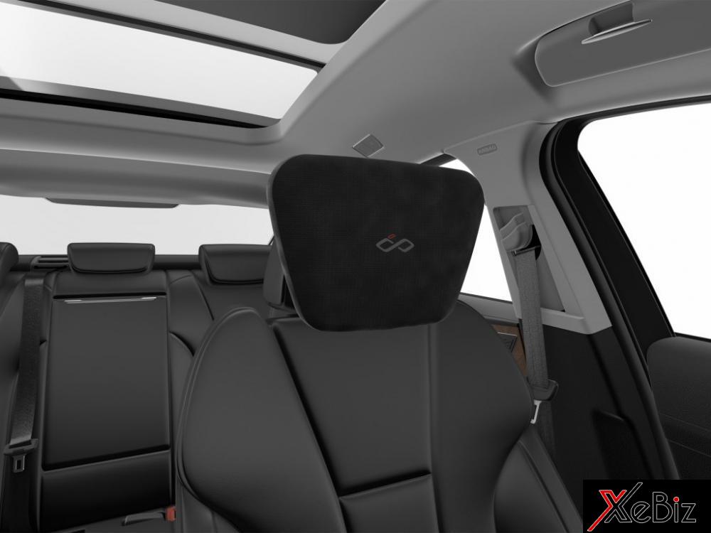 Logo 60 trên tựa đầu ghế của Hồng Kỳ H5 60th Anniversary Edition