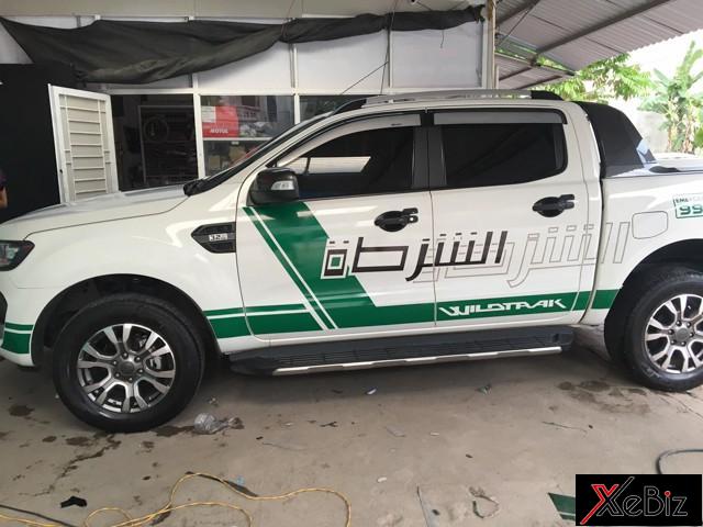 Một chủ xe ở Phú Thọ cũng quyết định làm mới chiếc WildTrak của mình với dàn tem xe tương tự.