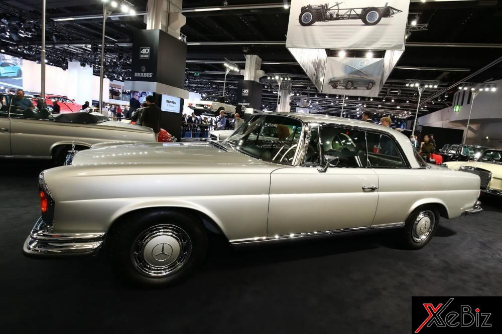 xe Brabus độ Mercedes-Benz cổ tại Triển lãm ô tô Frankfurt 2017 màu xám.