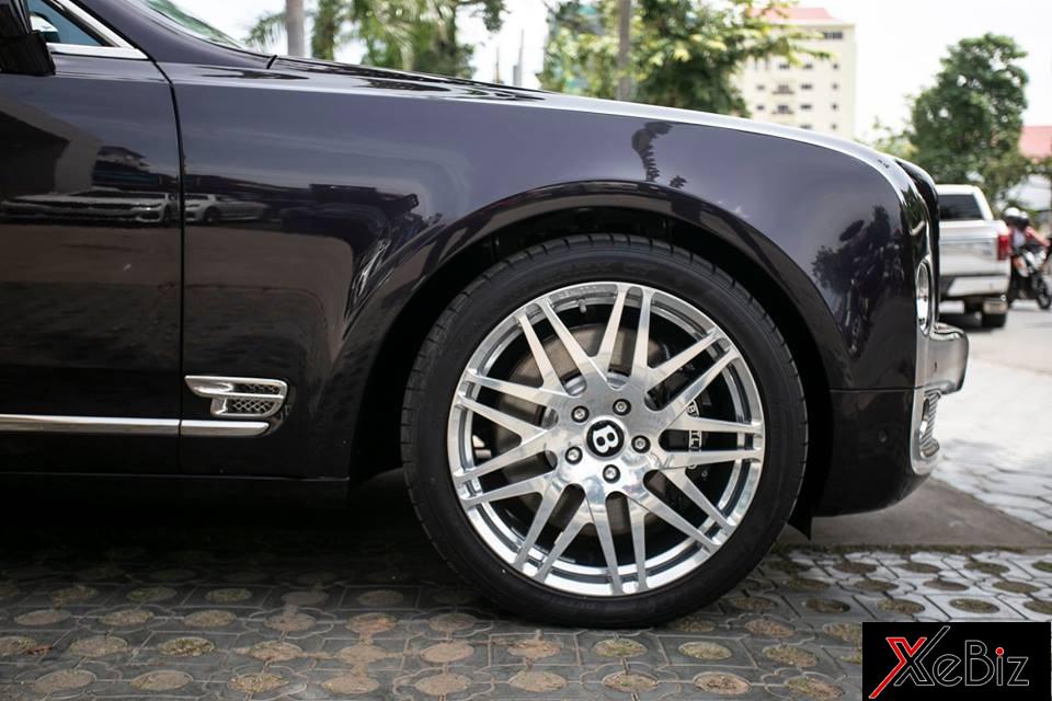 Bộ vành 21 inch của Bentley Mulsanne Birkin có thiết kế đa chấu rất độc đáo so với bán tiêu chuẩn