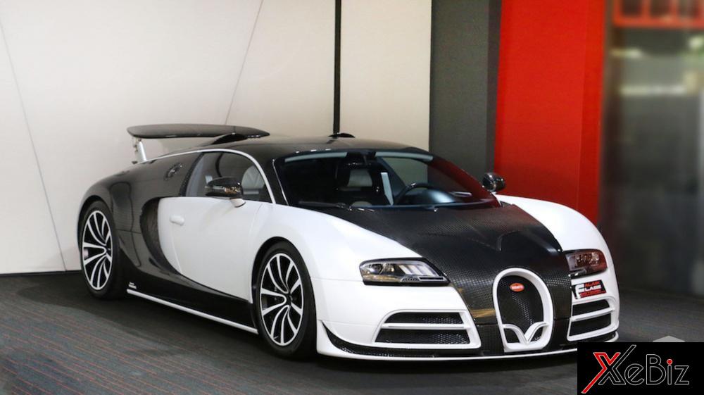 Không chỉ&nbsp;được phối 2 màu trắng và sợi carbon bóng,&nbsp;ở ngoại&nbsp;thất&nbsp;Bugatti Veyron Linea Vivere&nbsp;độ Mansory còn nhận&nbsp;được sự tuỳ chỉnh&nbsp;đáng giá&nbsp;ở cản va trước/sau thể thao hơn,&nbsp;đèn pha của phiên bản Super Sport như chiếc Bugatti Veyron của Chủ tịch Trung Nguyên