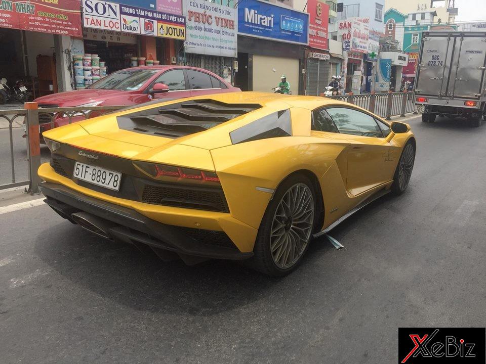 Bộ đôi Lamborghini Aventador LP700-4 và Aventador S LP740-4 đi  Bộ đôi Lamborghini Aventador LP700-4 và Aventador S LP740-4 đi