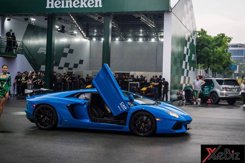 1 trong 3 chiếc Lamborghini Aventador LP700-4 góp mặt tại sự kiện chiều qua 1 trong 3 chiếc Lamborghini Aventador LP700-4 góp mặt tại sự kiện chiều qua