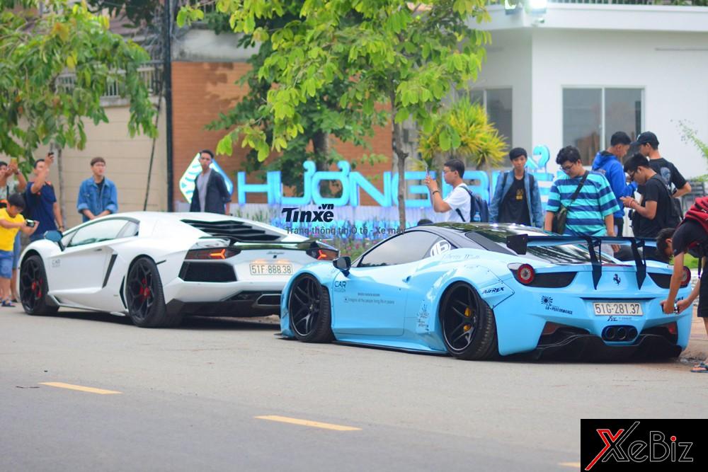 Lamborghini Aventador LP700-4 cùng&nbsp;Ferrari 458 Italia&nbsp;độ khủng khoe dáng trên&nbsp;đường.