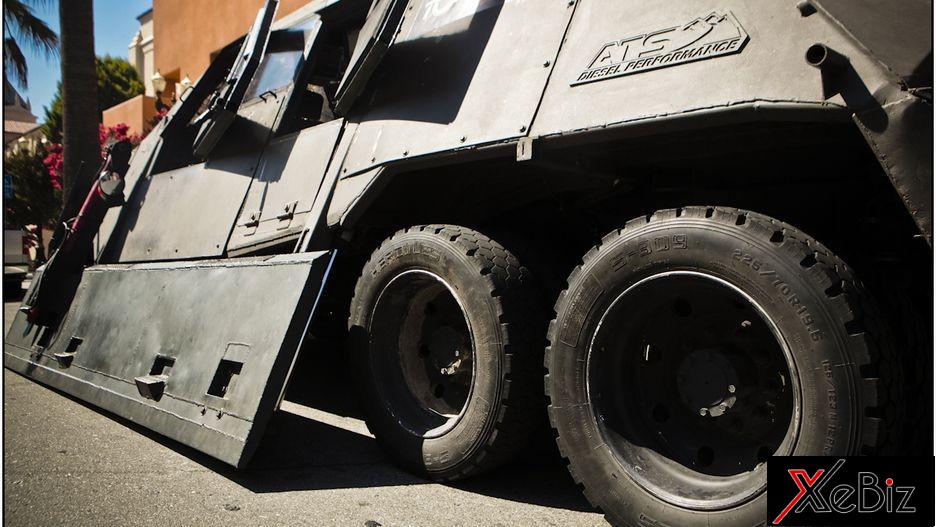 TIV2 sử dụng 6 bánh xe và bộ chắn gầm