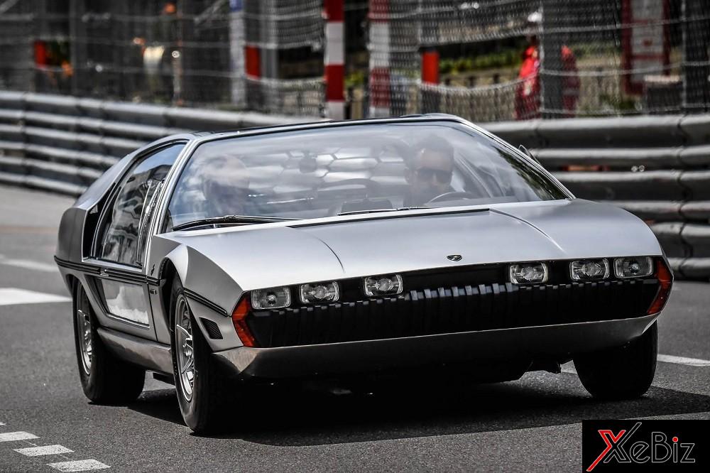 Lamborghini Marzal là sản phẩm thiết kế của hãng Bertone