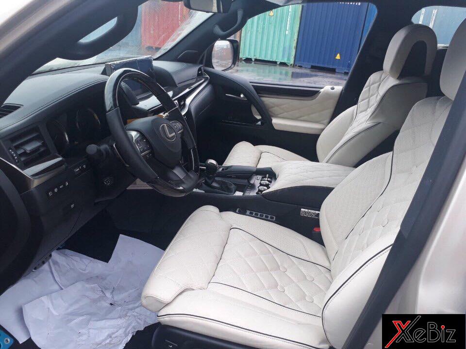 Nội thất xe bọc da Nappa cao cấp với tông&nbsp;màu kem