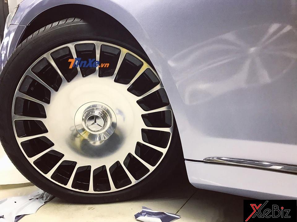 Chủ nhân của chiếc xe sang không tiết lộ chi phí làm đẹp cho Mercedes-Benz S500 nà