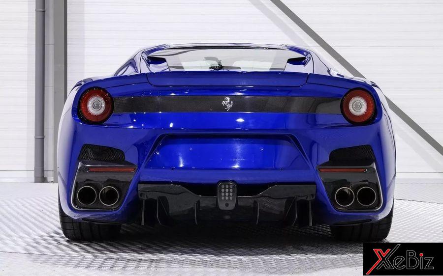 đuôi xe Ferrari F12tdf đuôi xe Ferrari F12tdf 5