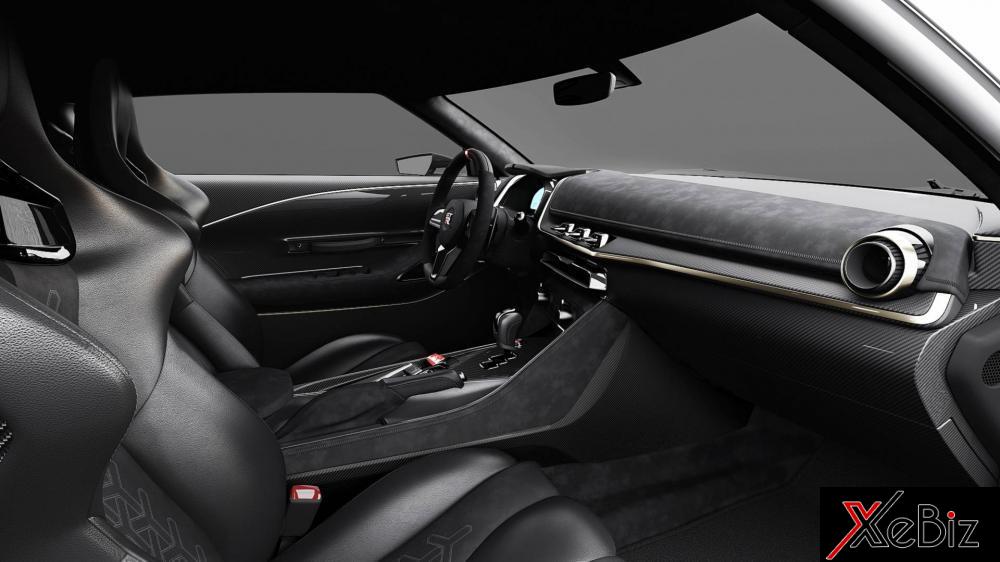 Nissan GT-R50 có nhiều chi tiết màu vàng kim trong nội thất Nissan GT-R50 có nhiều chi tiết màu vàng kim trong nội thất