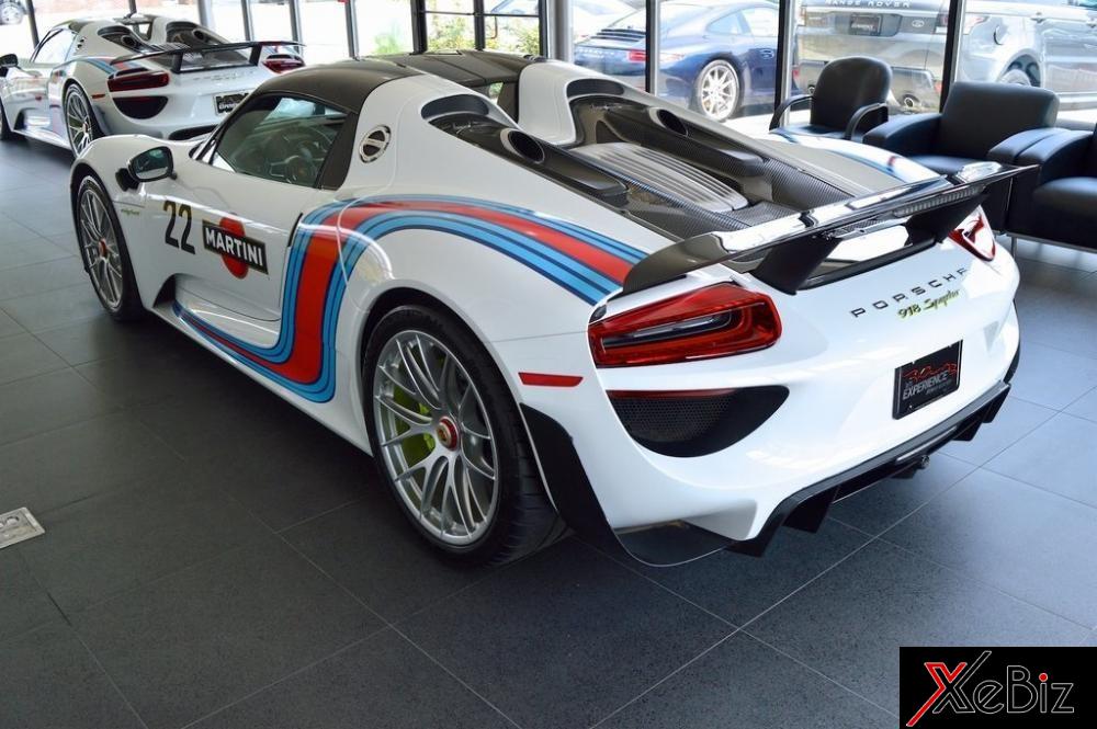 Không có nhiều chiếc Porsche 918 Spyder được chủ nhân trang bị tuỳ chọn này