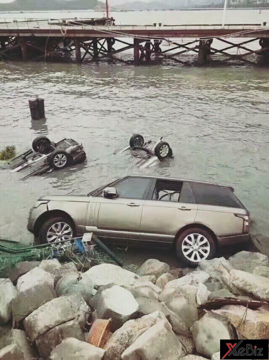 Số phận trôi nổi của những siêu xe sau bão 10 Số phận trôi nổi của những siêu xe sau bão 11