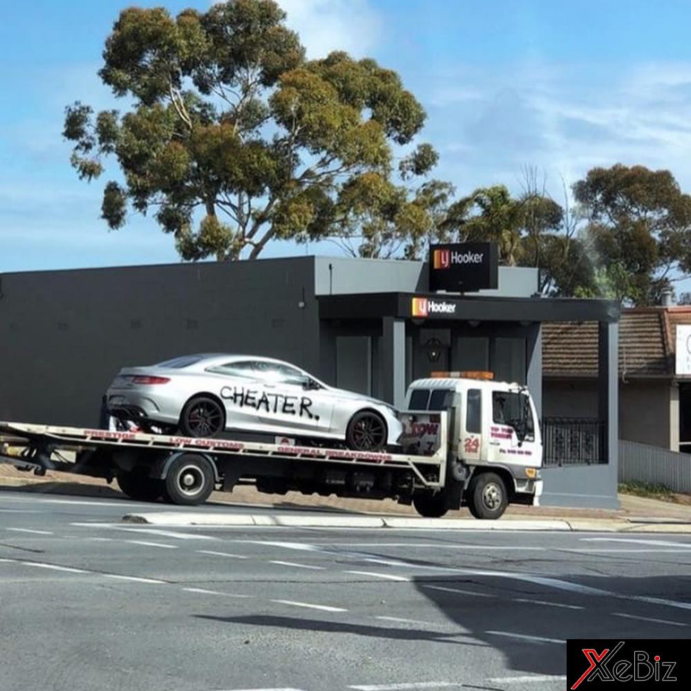 Chiếc Mercedes-AMG S63 Coupe 2018 được xe cứu hộ chở đi Chiếc Mercedes-AMG S63 Coupe 2018 được xe cứu hộ chở đi