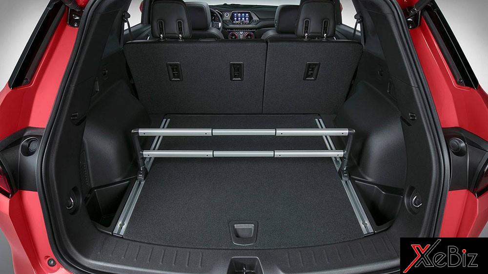 Hàng rào ngăn khoang hành lý của Chevrolet Blazer 2019