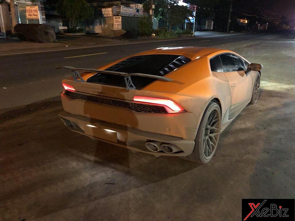 Lamborghini Huracan LP610-4 màu cam góp mặt