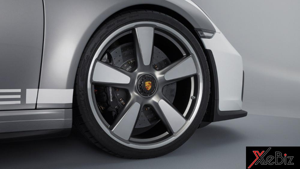 Bộ vành theo phong cách Fuchs của Porsche 911 Speedster Bộ vành theo phong cách Fuchs của Porsche 911 Speedster