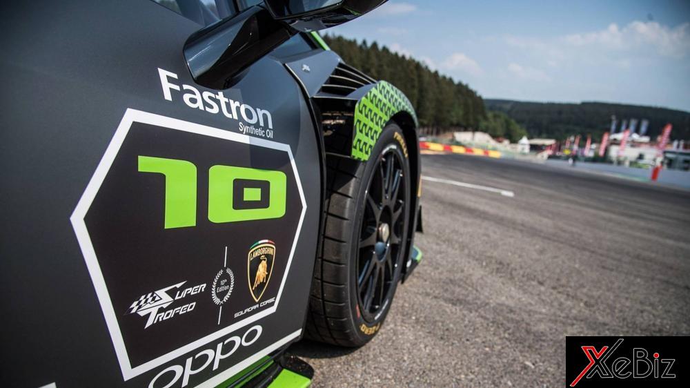 Hiện hãng siêu xe Ý chưa công bố mức giá bán cho Huracan Super Trofeo Evo 10th Edition Hiện hãng siêu xe Ý chưa công bố mức giá bán cho Huracan Super Trofeo Evo 10th Edition