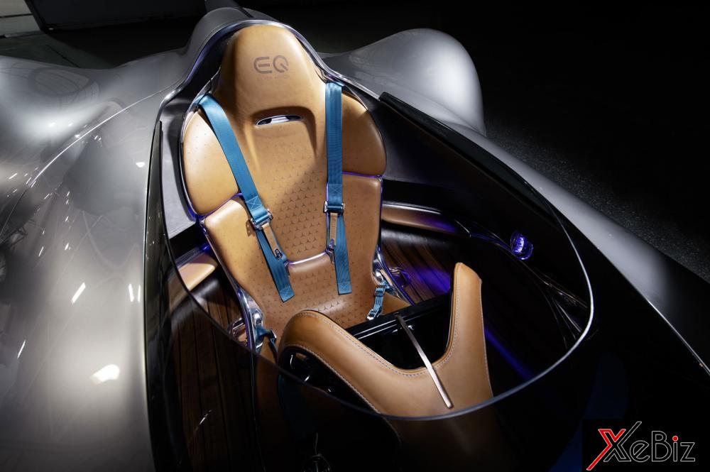 Ghế bọc da của Mercedes-Benz EQ Silver Arrow 