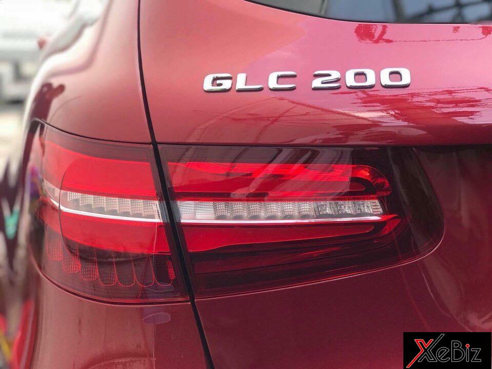 Mercedes-Benz GLC200 2018 dùng động cơ yếu hơn GLC250 4Matic