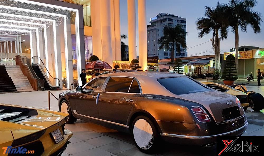 Hiện tại thị trường Việt Nam đã có 2 chiếc Bentley Mulsanne EWB thế hệ mới được đưa về nước Hiện tại thị trường Việt Nam đã có 2 chiếc Bentley Mulsanne EWB thế hệ mới được đưa về nước