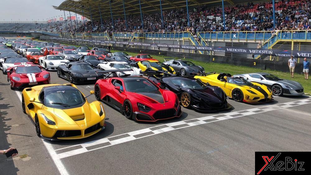 Hàng đầu tiên từ phải sang là Rimac Concept One, Koenigsegg Agera RS, Apollo Intensa Emozione, Zenvo TSR-S và Ferrari LaFerrari