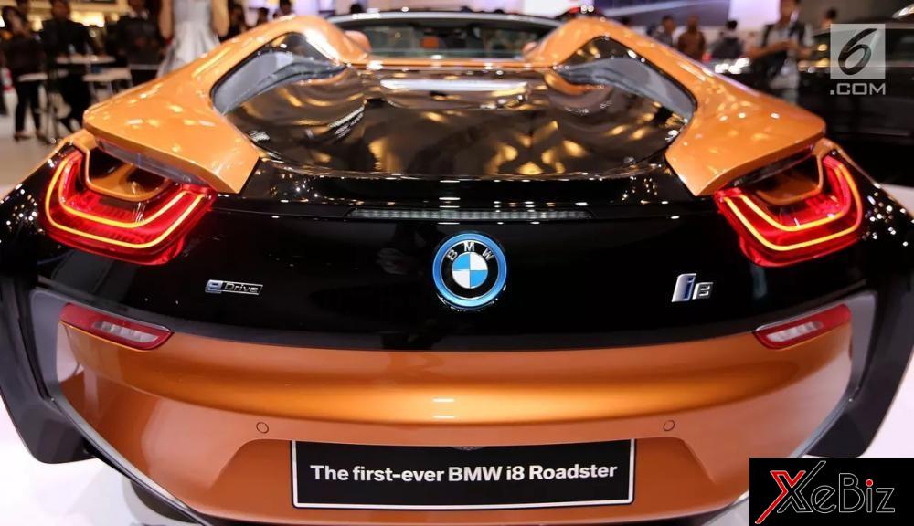 BMW i8 Roadster dùng hệ thống động cơ plug-in hybrid