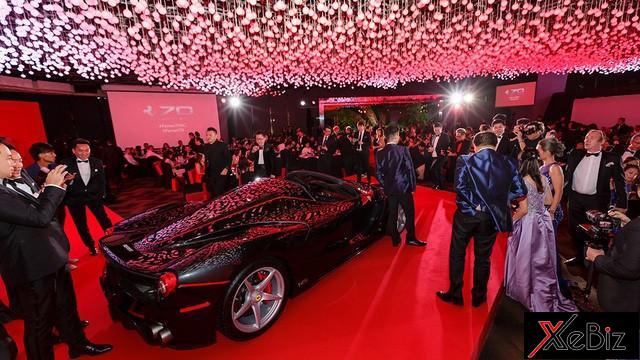 Ferrari LaFerrari Aperta có giá bán 1,86 triệu Euro Ferrari LaFerrari Aperta chỉ xuất xưởng 200 chiếc