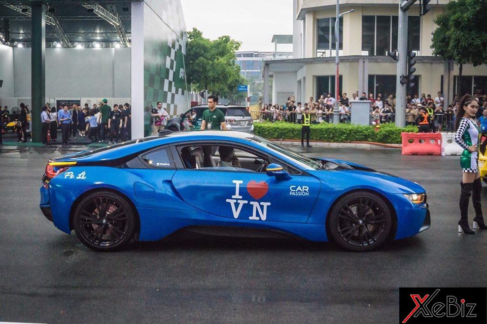 BMW i8 của một người chơi xe là nữ BMW i8 của một người chơi xe là nữ