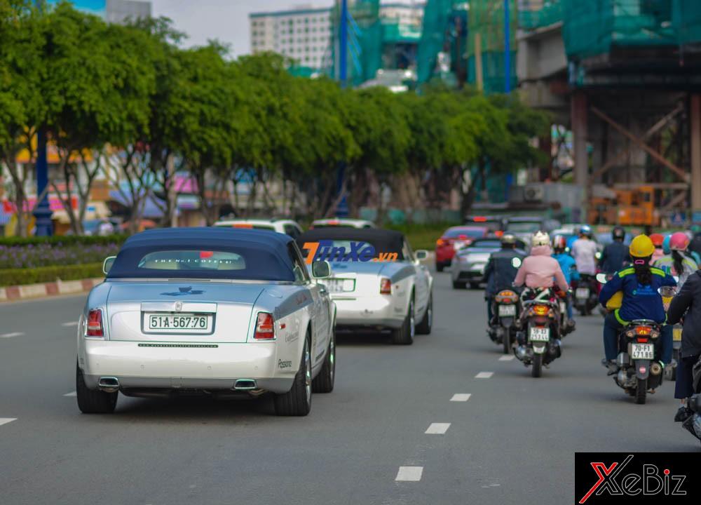 Theo thông tin chúng tôi nhận được, sự có mặt của cặp đôi Phantom mui trần nhằm giúp đội hình xe trở nên đồng đều về phiên bản Coupe và Roadster. Theo thông tin chúng tôi nhận được, sự có mặt của cặp đôi Phantom mui trần nhằm giúp đội hình xe trở nên đồng đều về phiên bản Coupe và Roadster.