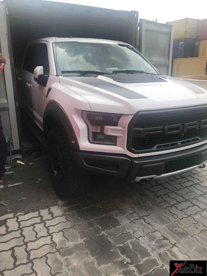 Ford F-150 Raptor có hệ thống quản lý địa hình Terrain Management System với 6 chế độ lái khác nhau